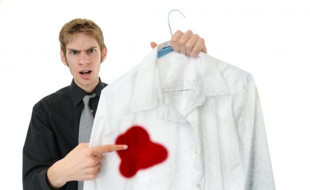 Como quitar manchas de tinta en la ropa